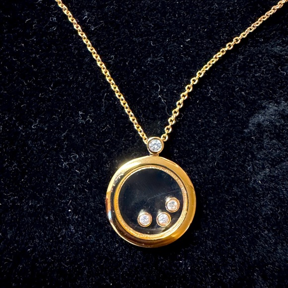 Elegant Gold and 3 diamonds Pendant Necklace - Picture 1 of 2